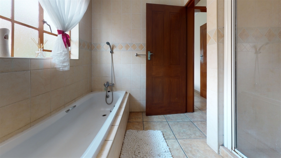 2 Bedroom Property for Sale in Die Bult North West